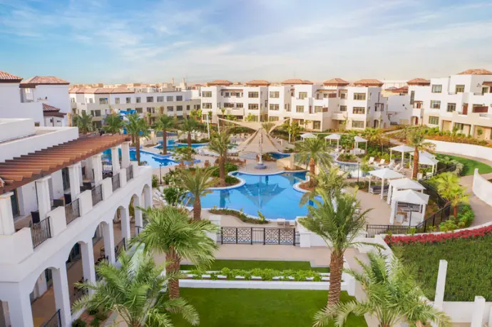 Clinic — Moisture resistant